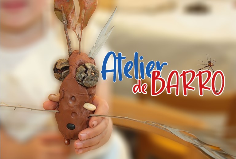 Fotografia de uma peça artesanal de barro.