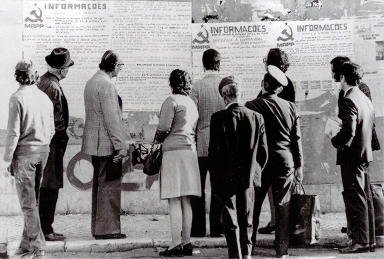 Imagem com uma fotografia da época.